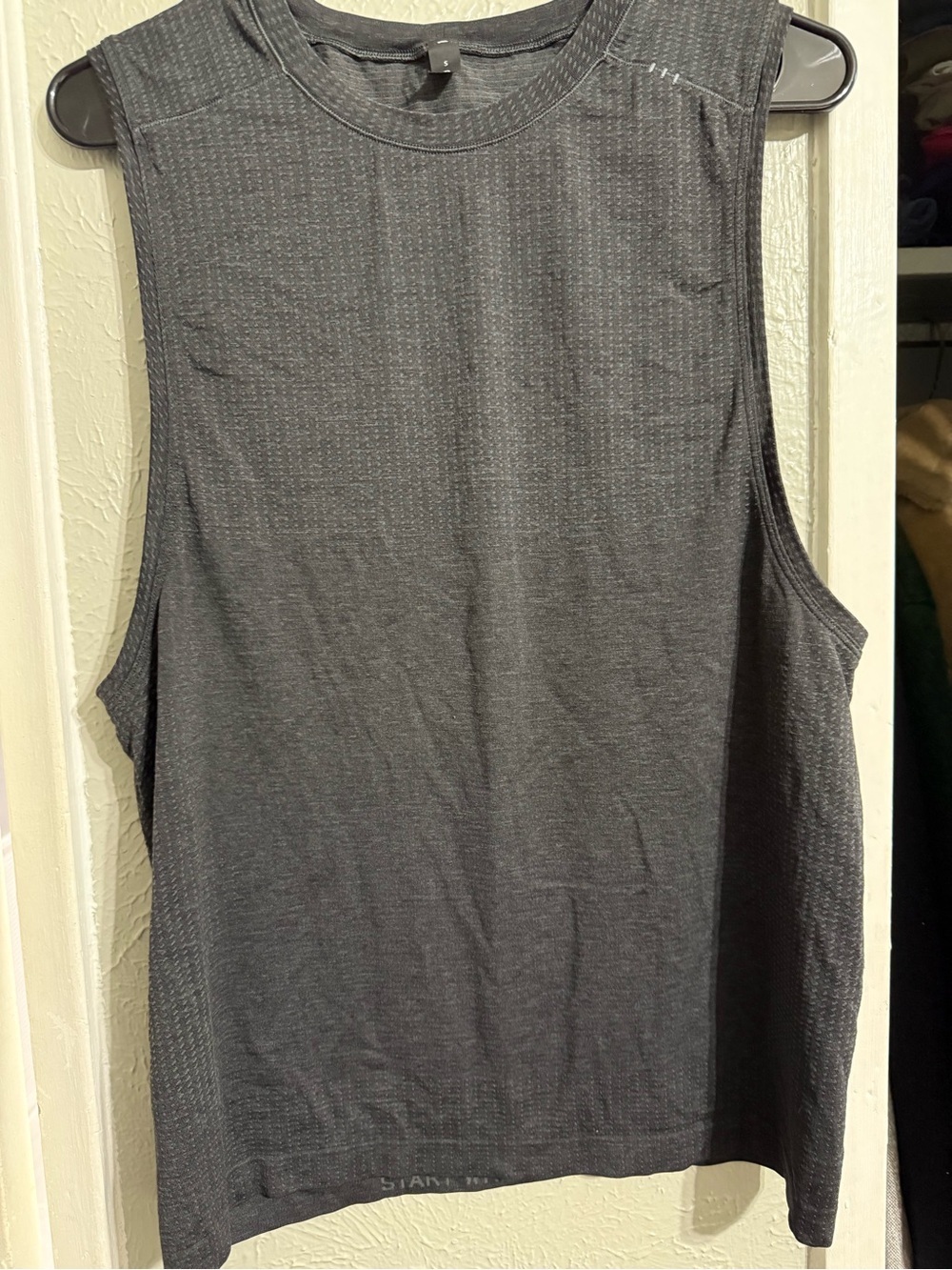 lululemon athletica Charcoal Gray Sleeveless Crewneck Tank